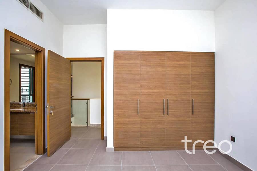 Parkview | Amazing Location | Vacant Now - Image 11