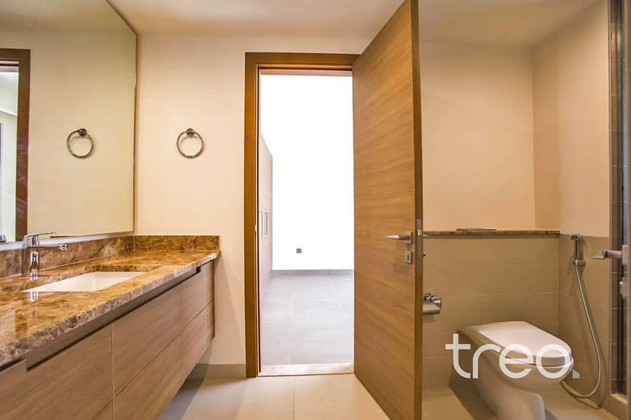 Parkview | Amazing Location | Vacant Now - Image 12