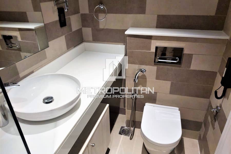 Penthouse level | Seaside living | Multiple Units - Image 11