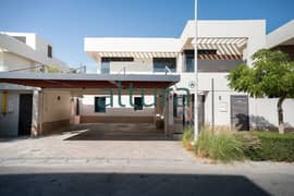 Corner 5 BR | Vacant | Spacious