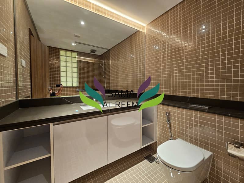 Renovated 4 Bed | Private Garden | Shared Pool | al safa 2 - Image 8