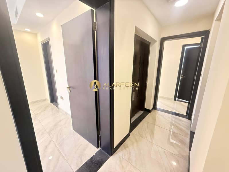 Luxurious Villa | 4BR+Maid | Prime Location - Image 14