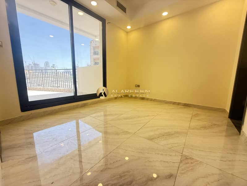 Luxurious Villa | 4BR+Maid | Prime Location - Image 9