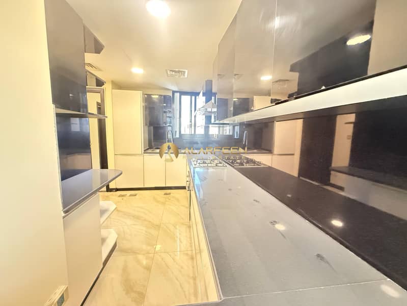 Luxurious Villa | 4BR+Maid | Prime Location - Image 28