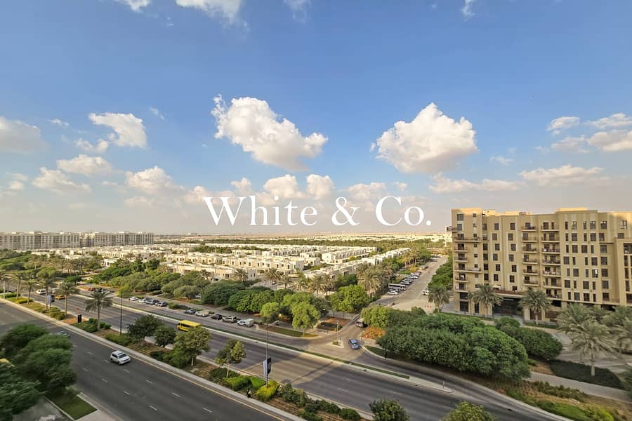 Corner Balcony | Largest Bua |Central Park