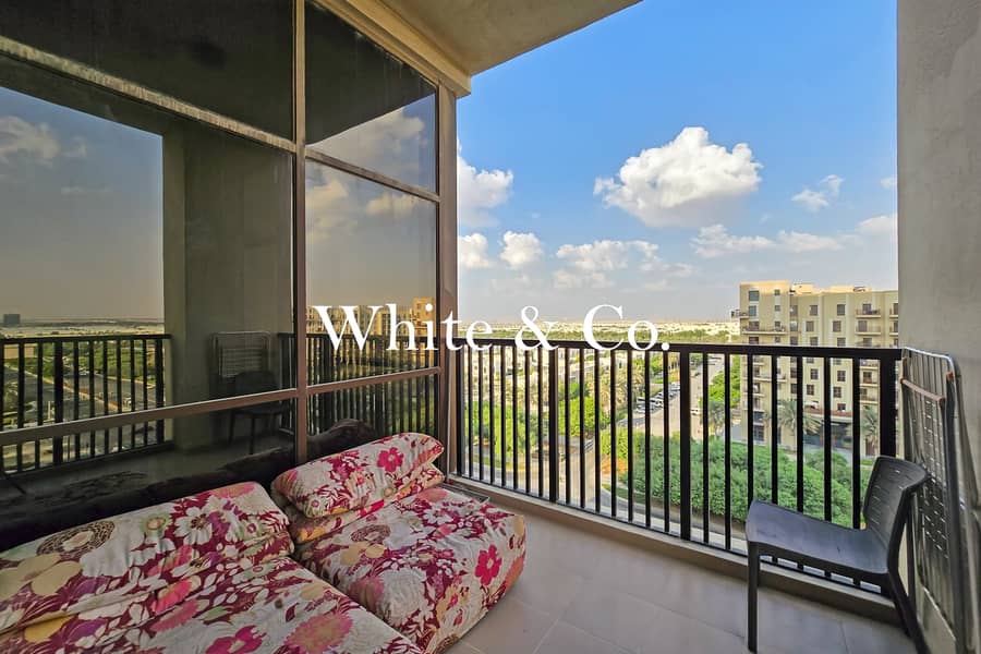 Corner Balcony | Largest Bua |Central Park - Image 6