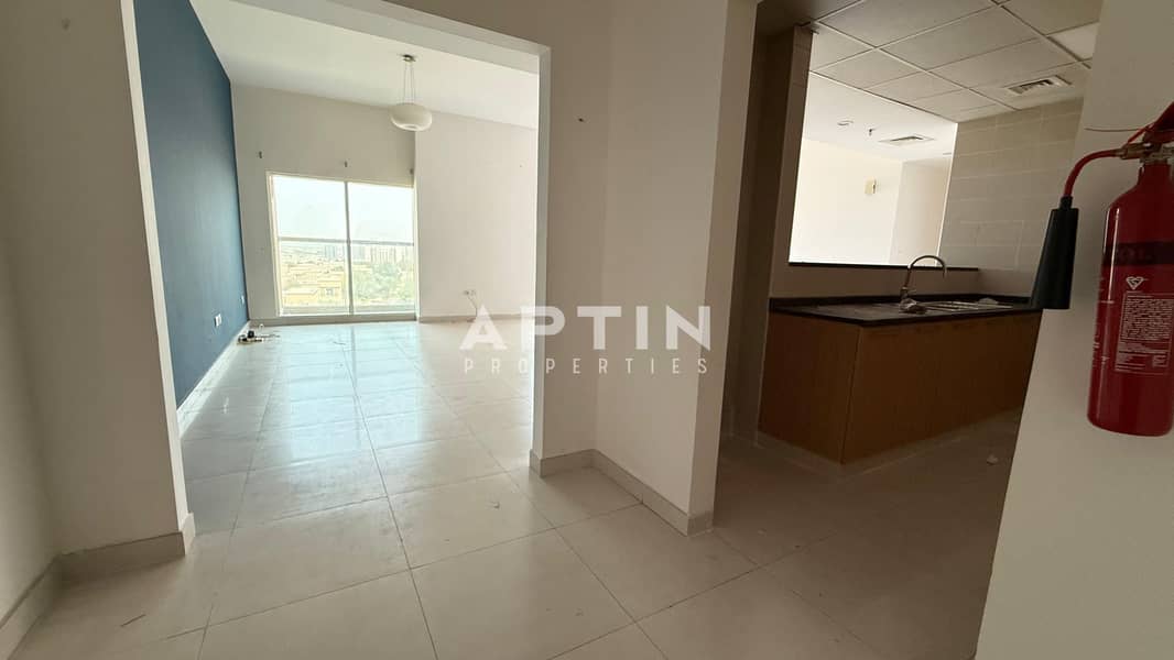 Premium 3BR Unit | Semi-Closed Kitchen | 4 Baths | Vibrant DSO Community