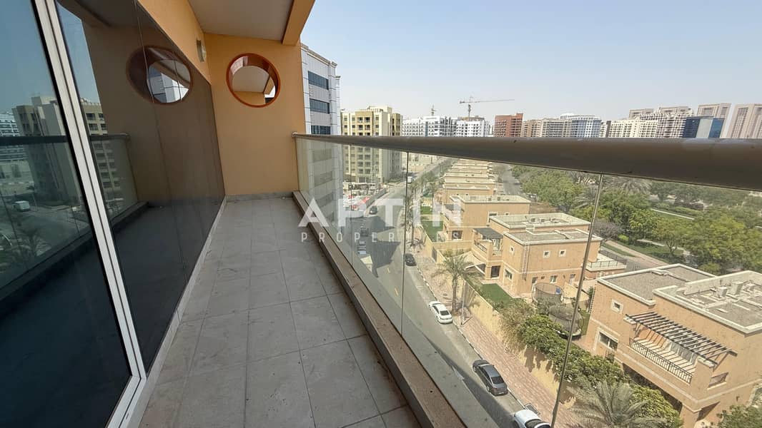 Premium 3BR Unit | Semi-Closed Kitchen | 4 Baths | Vibrant DSO Community - Image 9