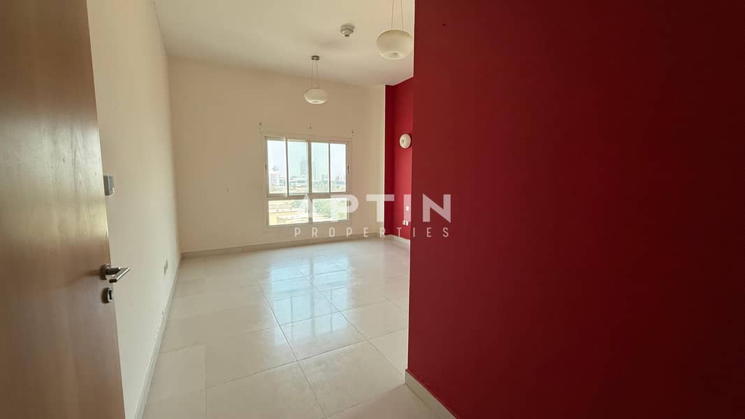 Premium 3BR Unit | Semi-Closed Kitchen | 4 Baths | Vibrant DSO Community - Image 13