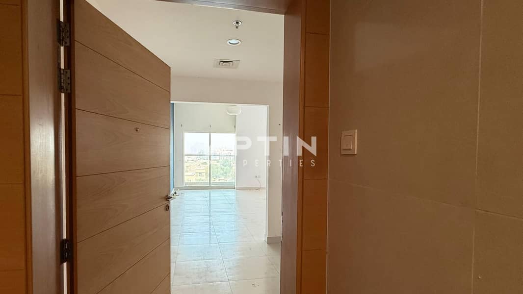 Premium 3BR Unit | Semi-Closed Kitchen | 4 Baths | Vibrant DSO Community - Image 25