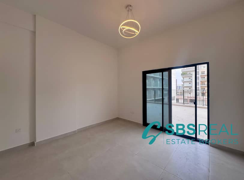 Well Maintained | 6 Cheques | Ready