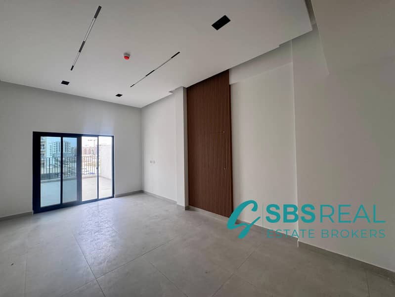 Well Maintained | 6 Cheques | Ready