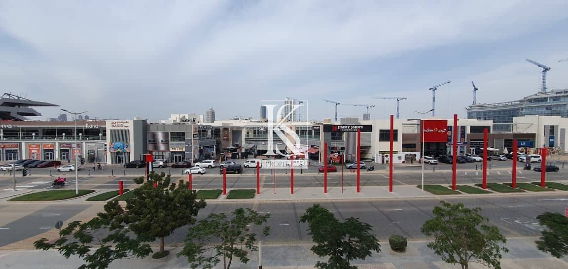 Family-Friendly 3BR + Maids | Prime Location Unit