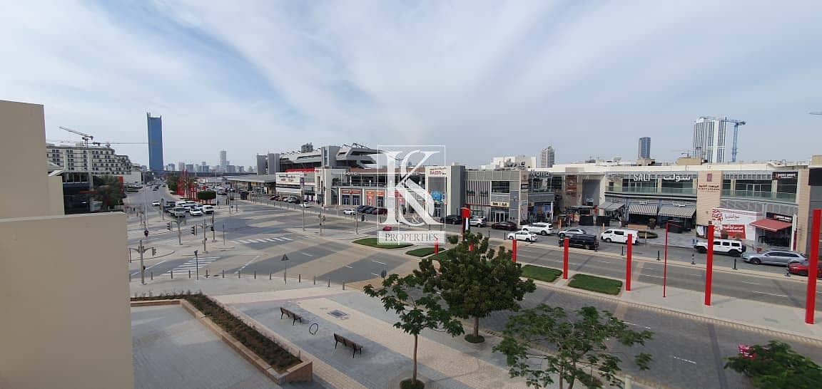 Family-Friendly 3BR + Maids | Prime Location Unit - Image 19