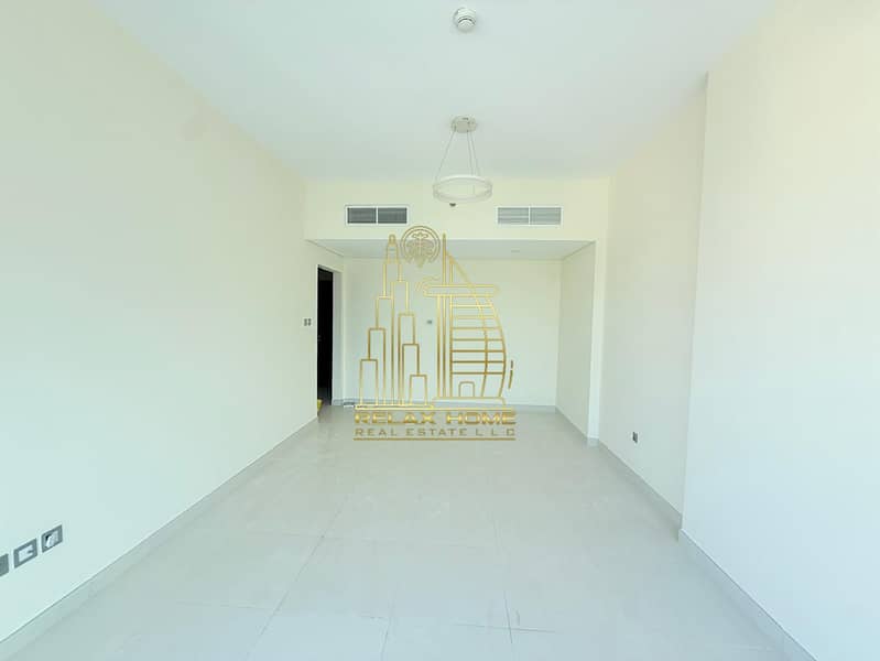 Luxury 1BHK | Huge Balcony | Amazing Layout | Gym & Pool