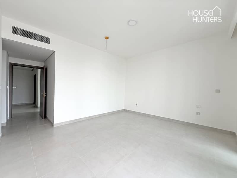 Exquisite Living | Luxurious Villa | Elie Saab - Image 7