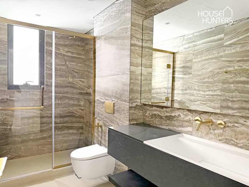 Exquisite Living | Luxurious Villa | Elie Saab - Image 16