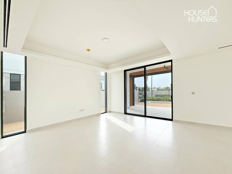 Exquisite Living | Luxurious Villa | Elie Saab - Image 24