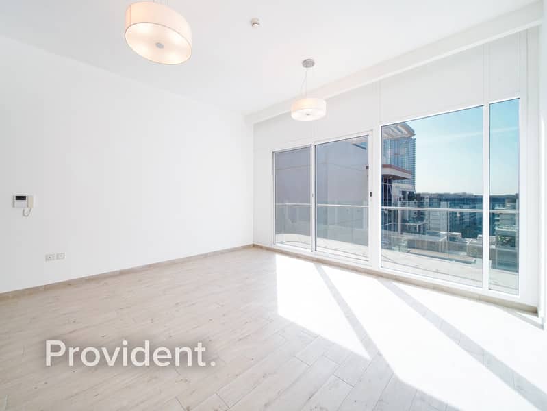 Spacious 2 BR Apartment | Three Bathrooms