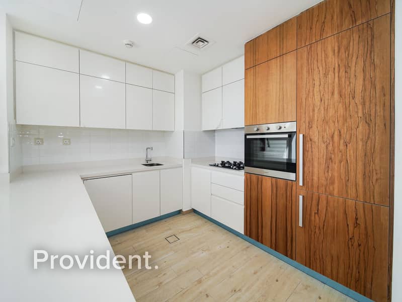 Spacious 2 BR Apartment | Three Bathrooms