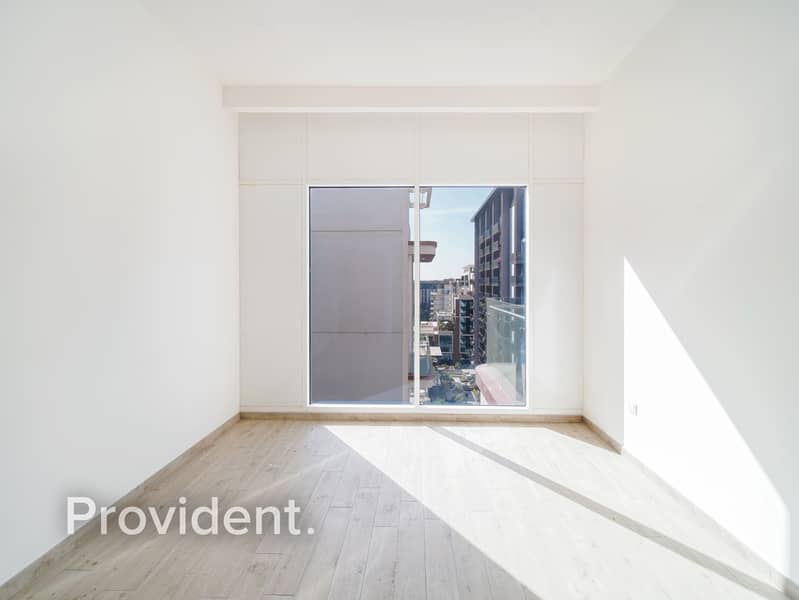 Spacious 2 BR Apartment | Three Bathrooms - Image 7