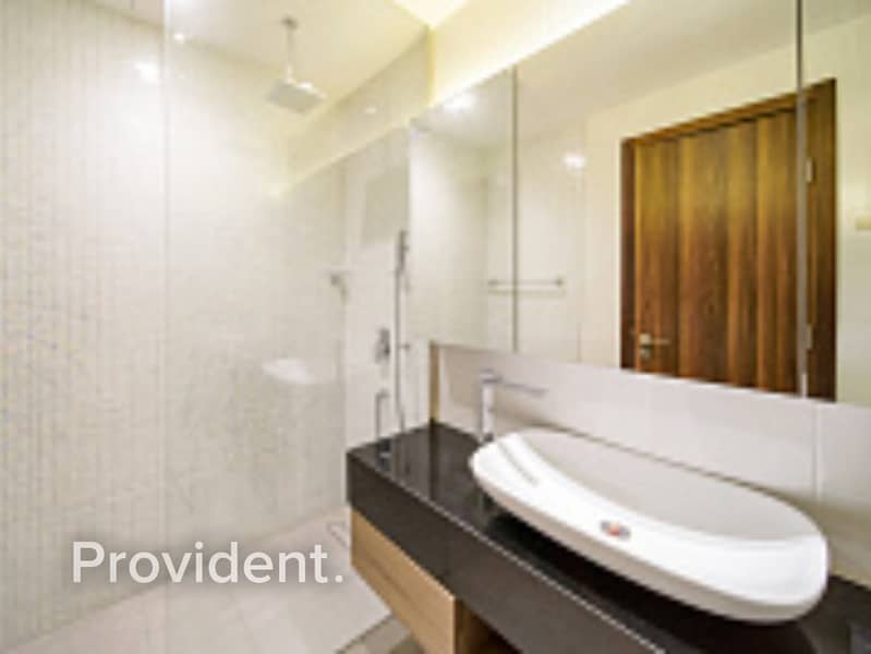 Spacious 2 BR Apartment | Three Bathrooms - Image 9