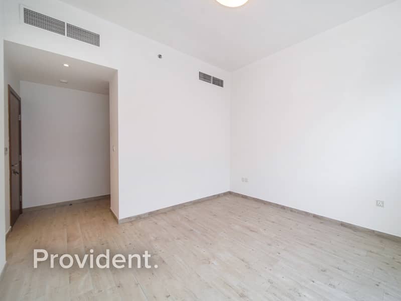 Spacious 2 BR Apartment | Three Bathrooms - Image 10