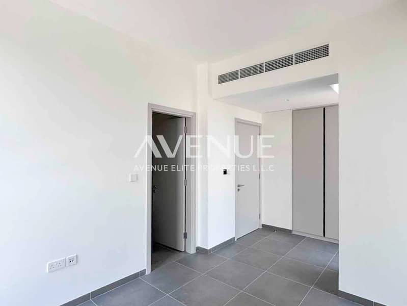 Brand New | Close to Pool | Ready to Move-in - Image 11