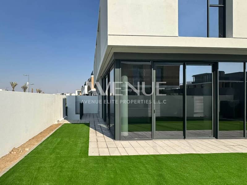 Brand New | Close to Pool | Ready to Move-in - Image 24