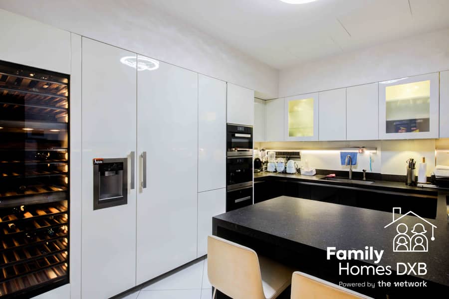 Beachfront Villa | Palma Residences | Vacant