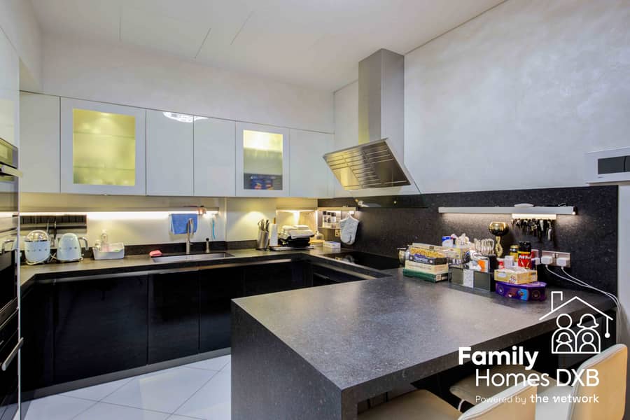 Beachfront Villa | Palma Residences | Vacant