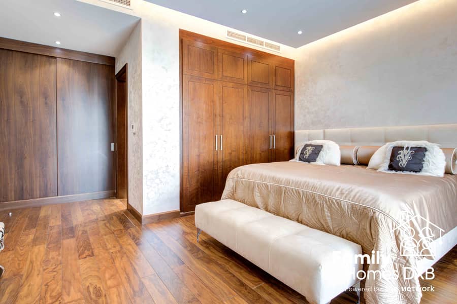 Beachfront Villa | Palma Residences | Vacant - Image 11