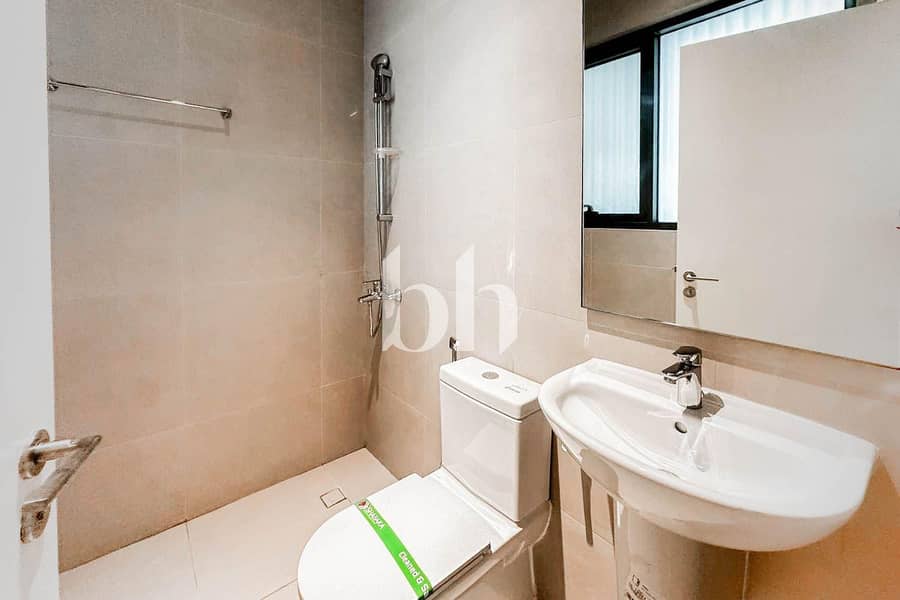 Corner unit | 3+maids | Single Row | G+1