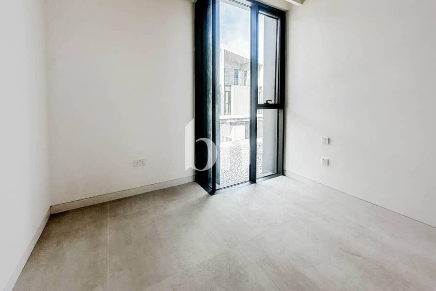 Corner unit | 3+maids | Single Row | G+1 - Image 30