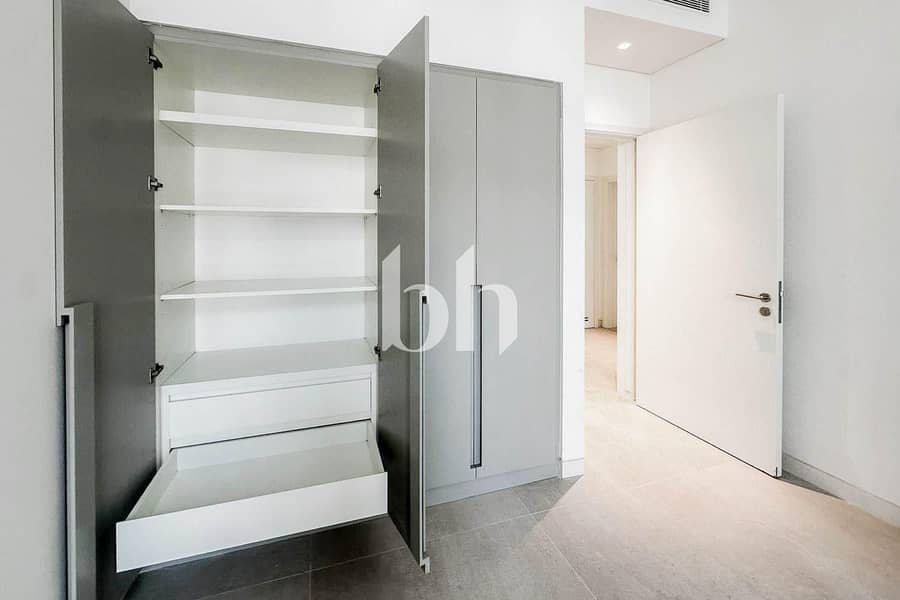 Corner unit | 3+maids | Single Row | G+1 - Image 23