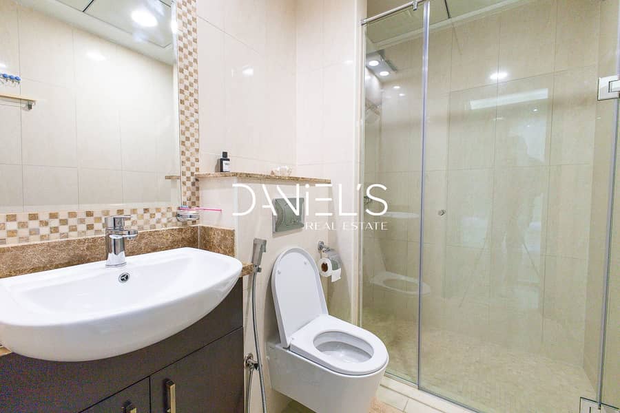 Sea View | Large Balcony | 3 Beds + Maid - Image 15