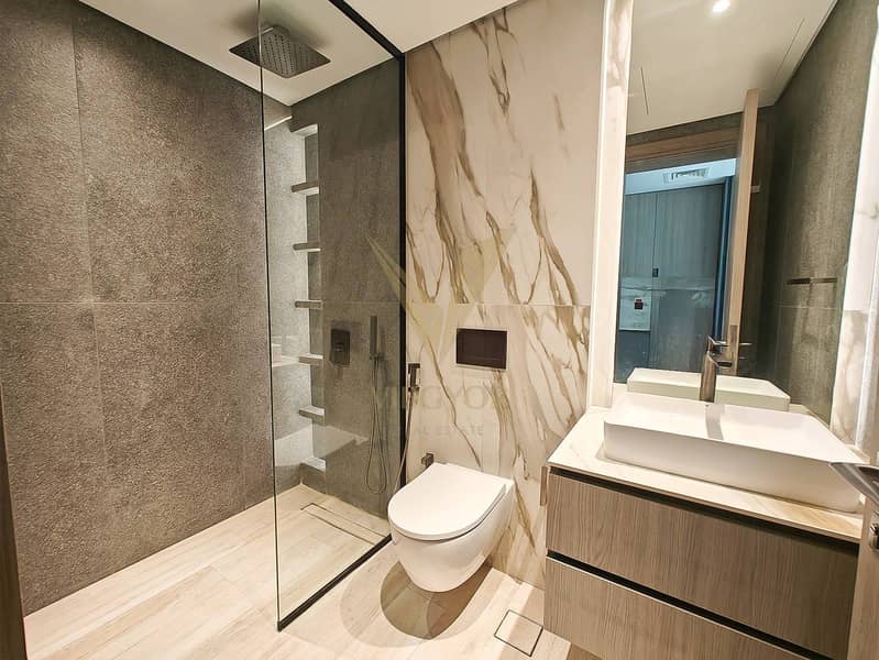 Studio Apartment | Bright Layout I Top Amenities - Image 7