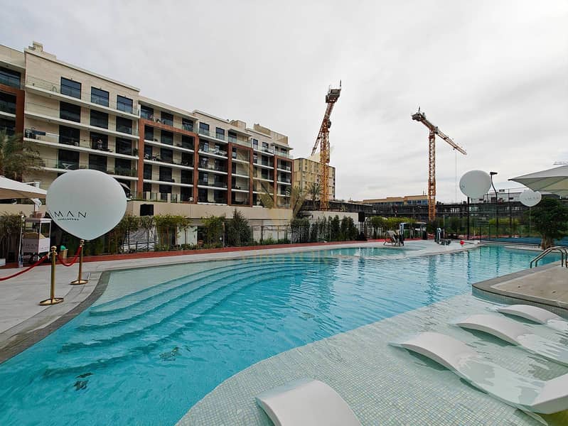 Studio Apartment | Bright Layout I Top Amenities - Image 10