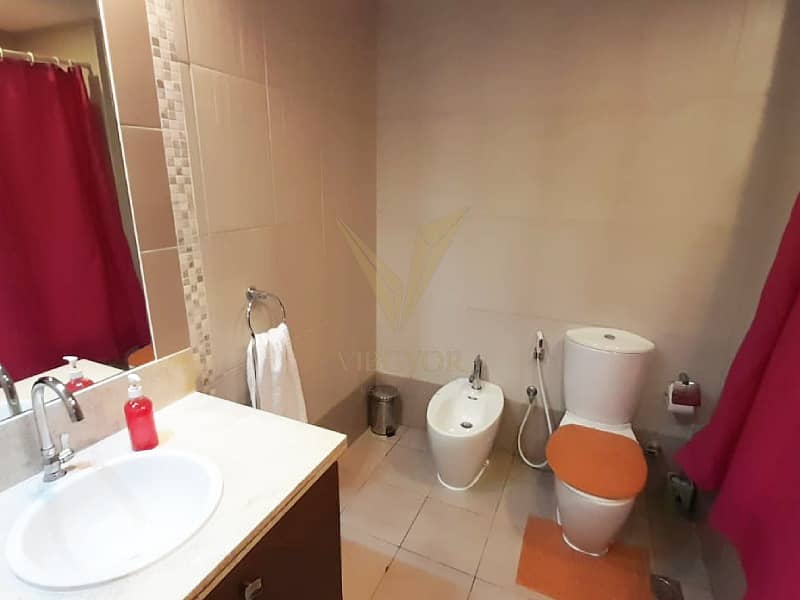 Spacious 2BR | Prime Location | Amazing Investment - Image 6