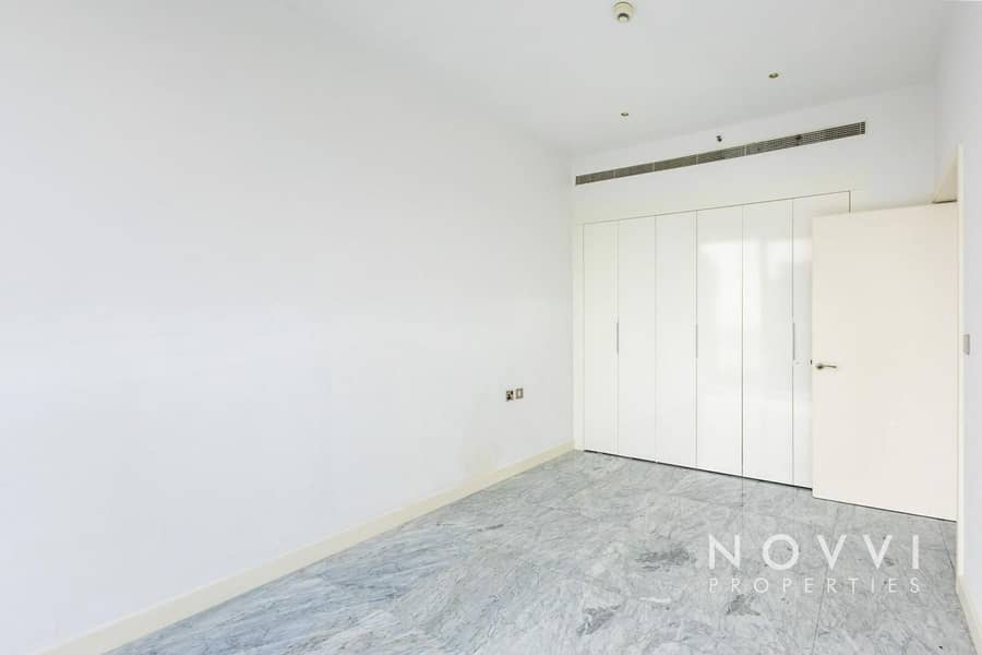 Canal View | Ready to Move | Prime Location - Image 9