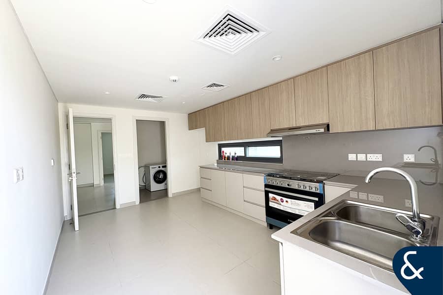 4 Beds | Single Row | Phase 2 | Great Price