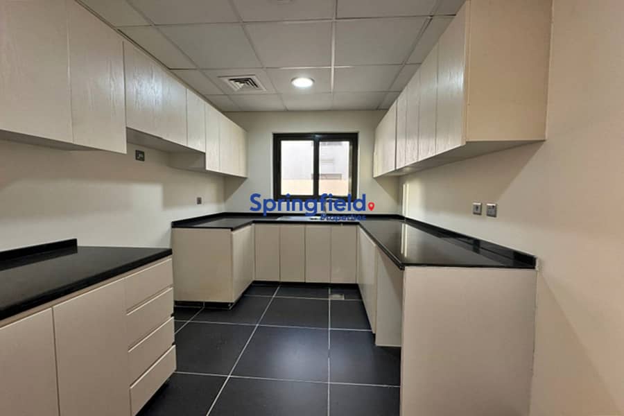 Stunning 3-Bedroom+Maid’s R Townhouse | Single row