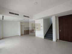 CLOSE TO AMENITIES, VACANT, READY TO MOVE