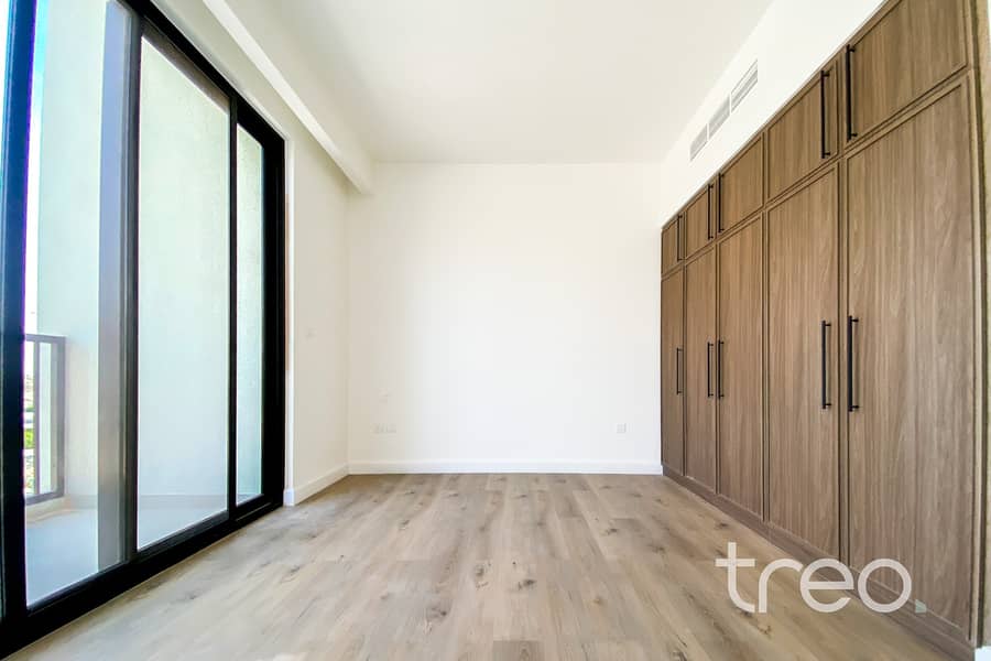 Upgraded | Brand New | Landscaped - Image 11