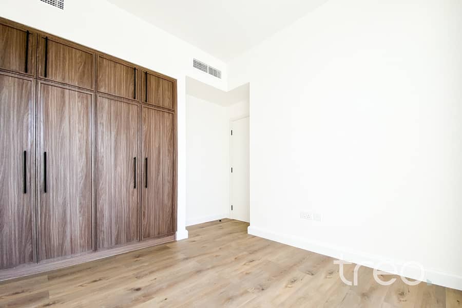 Upgraded | Brand New | Landscaped - Image 14