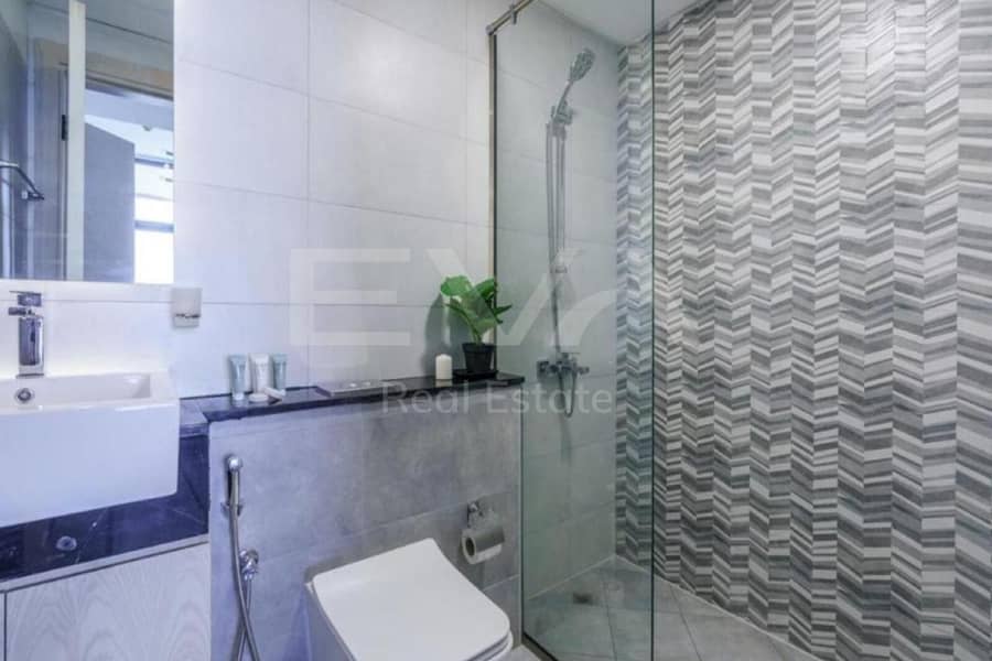 Low Floor | Fully Furnished | Ready To Move