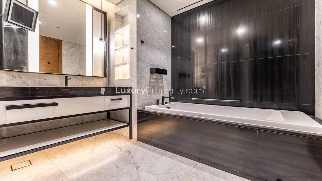 Fully Furnished | Pool View | Bills Incl - Image 11