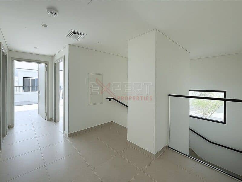 Stunning 4BR Villa | Perfect Family Home | Modern Design - Image 7