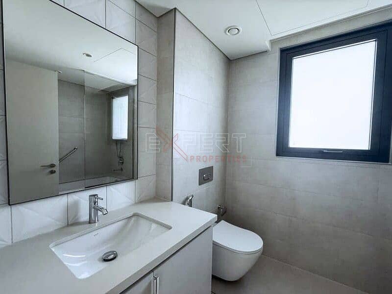 Stunning 4BR Villa | Perfect Family Home | Modern Design - Image 12