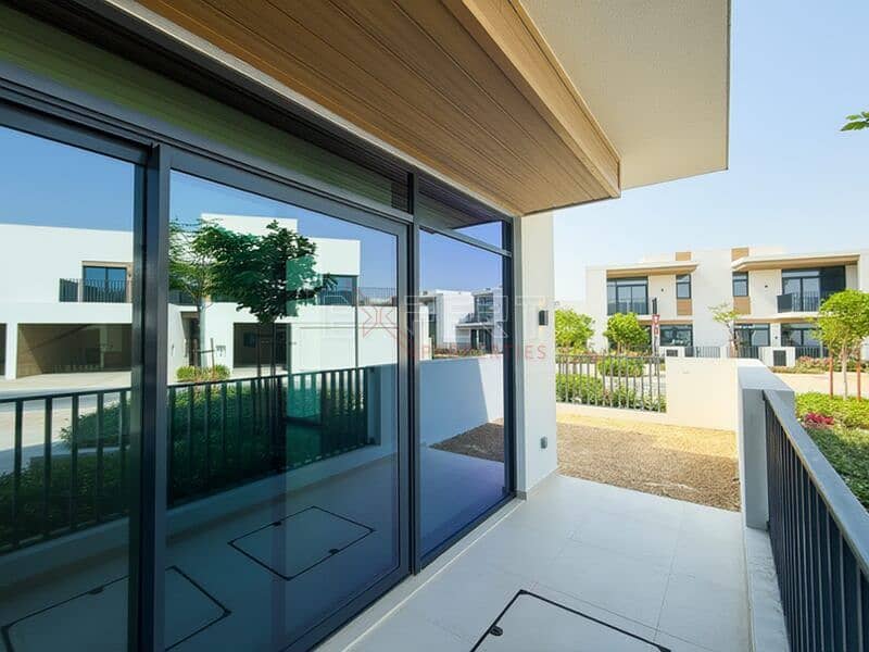 Stunning 4BR Villa | Perfect Family Home | Modern Design - Image 14